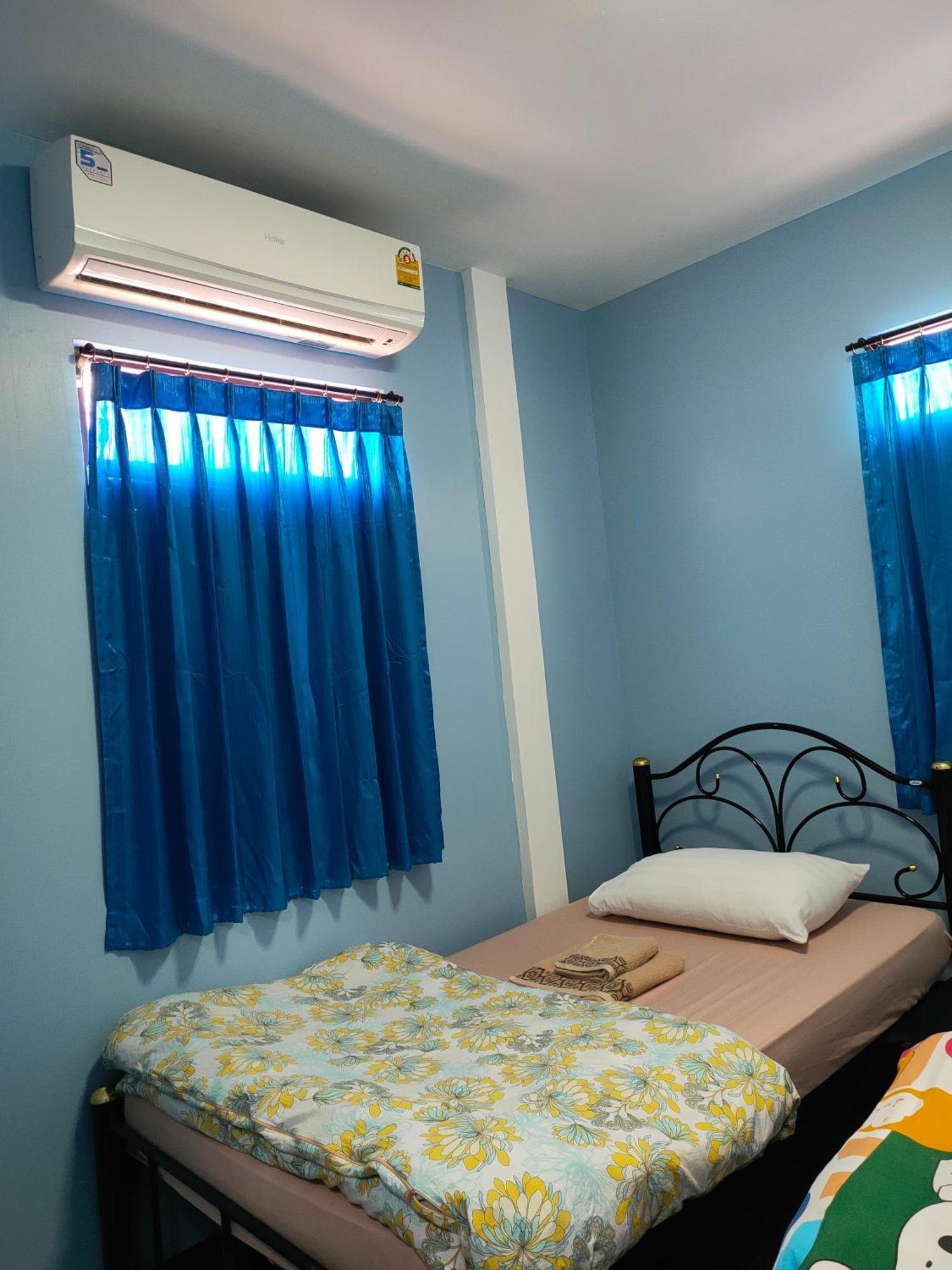 Home Stay At Tapae Chiang Mai Exterior photo